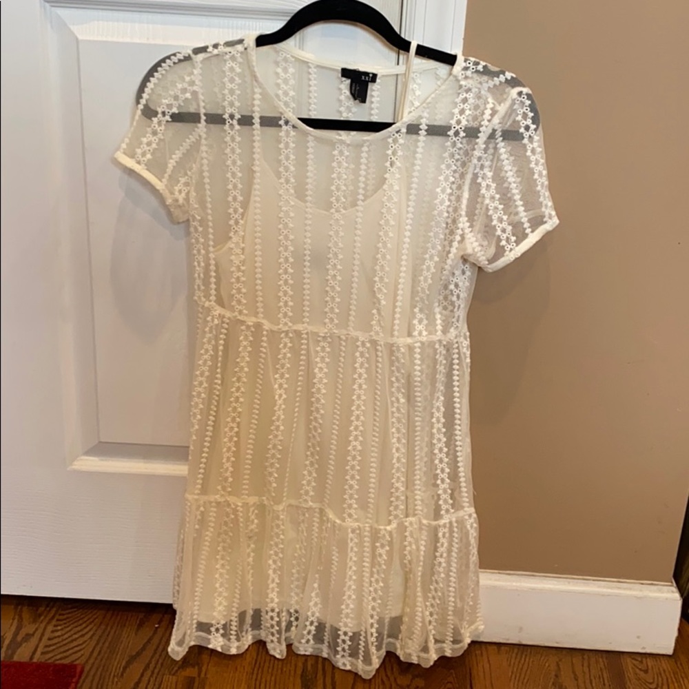 White lace dress
